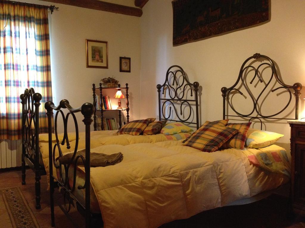 Cascina Folletto Villa Novi Ligure Cameră foto